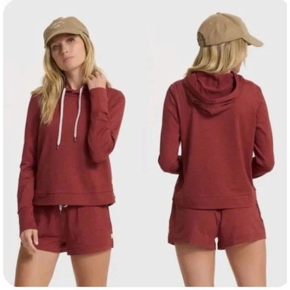 Vuori Halo Essential Hoodie Womens S Currant Heather DreamKnit VW226 Athleisure